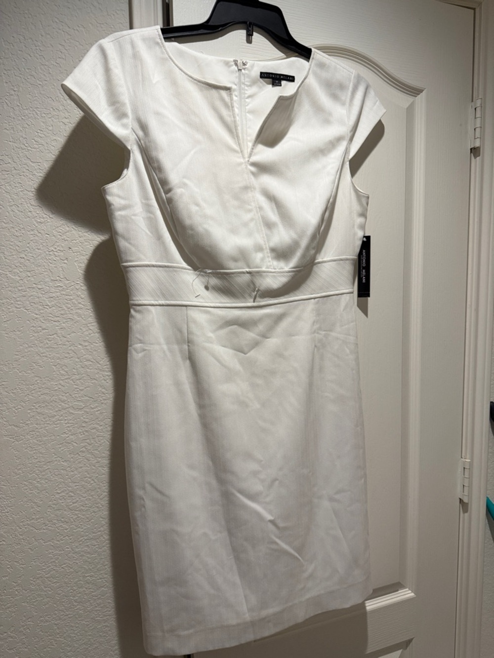 ANTONIO MELANI White Cap-Sleeve Midi Sheath Dress